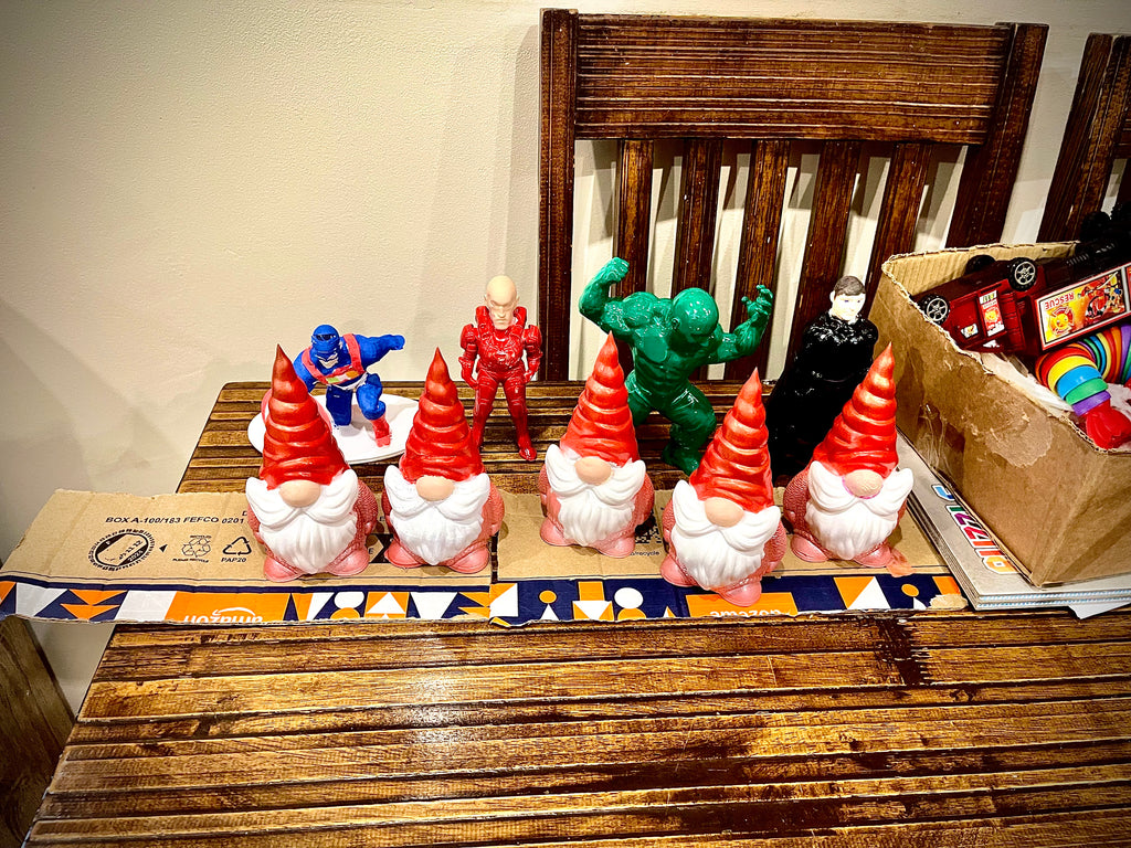 3D Printed Christmas Gnome – Hand-Finished Festive Ornament